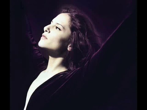 מירי מסיקה - אישה חרסינה קריוקי