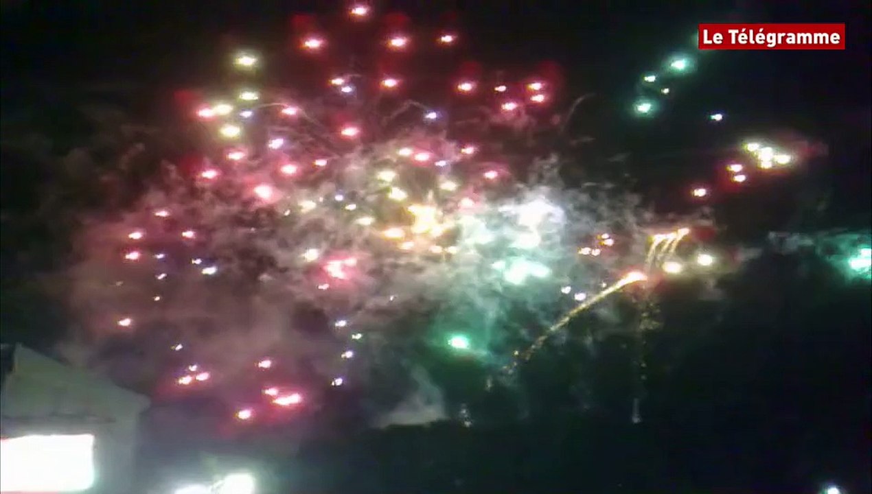 Carhaix. Vieilles Charrues 2011 : le feu d'artifice pour fêter les 20 ans