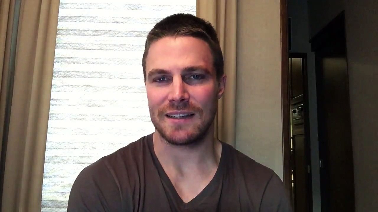 Stephen Amell Facebook Q&A - Part 3