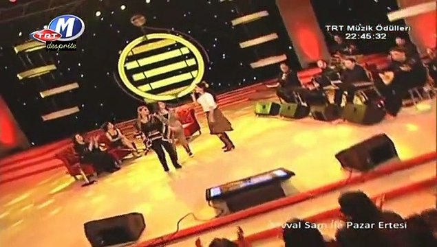 11 şevval sam ahmed'in saçları kınalı 07.03.2011 şevval sam ile pazar ertesi