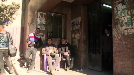 Egito: 26 homossexuais são julgados por 'depravação'