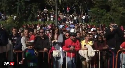 Cristiano Ronaldo dévoile sa nouvelle statue à Madère!