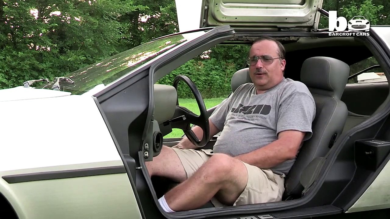 Des voitures DeLorean de toutes les formes