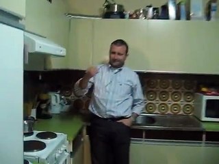 Ivre, il veut se faire cuire la tête