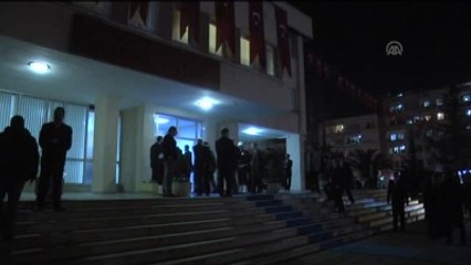 Başbakan Davutoğlu, Trabzon Valiliğini Ziyaret Etti