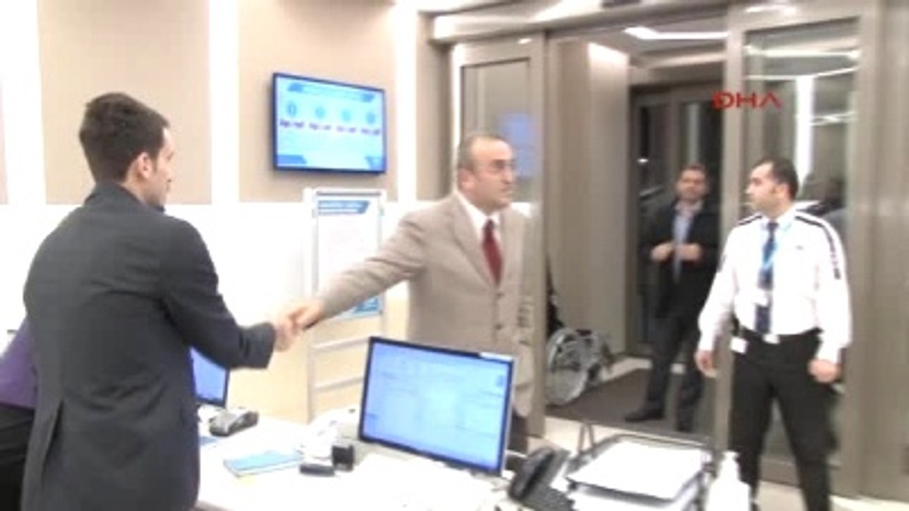 Abdurrahim Albayrak'ın Dişleri Döküldü