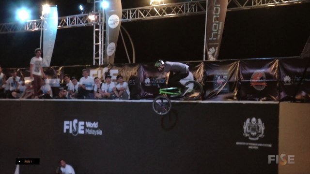Alex Coleborn - 2nd Semi-Final BMX Park Pro - FISE World Malaysia 2014