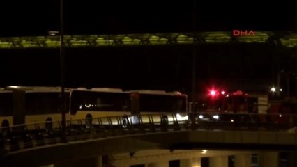 Park Halindeki Metrobüste Korkutan Yangın