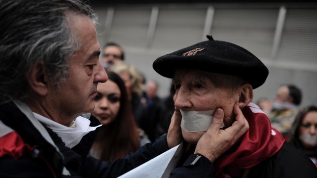 Spanish Anti-Protest Bill Draws Protests