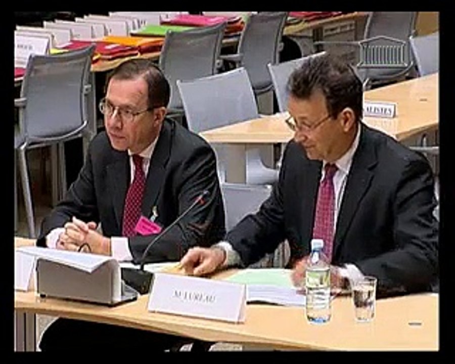 Audition conjointe de M. François Lureau, délégué général pour l’armement, et M. Jacques-Emmanuel de Lajugie (DGA) - Jeudi 13 Décembre 2007