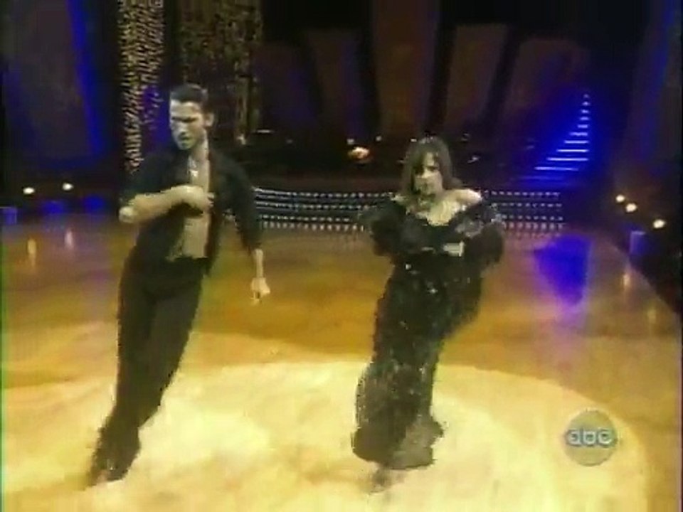 Kelly Monaco & Alec Mazo - Paso Doble