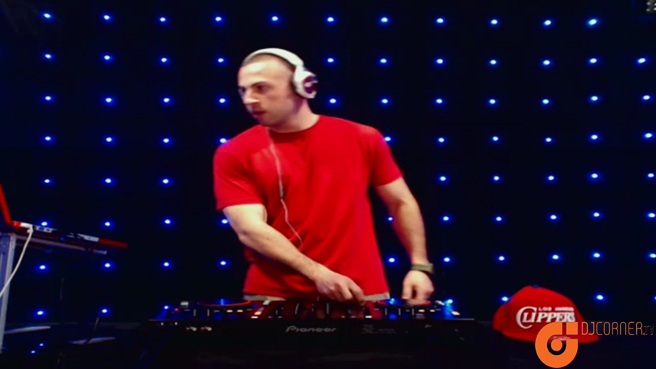 DJ Major Flow On DJCornerTV