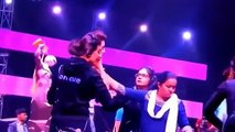 full detail of Bollywood Item Girl Gauhar Khan getting slapped - Video Dailymotion soo funy