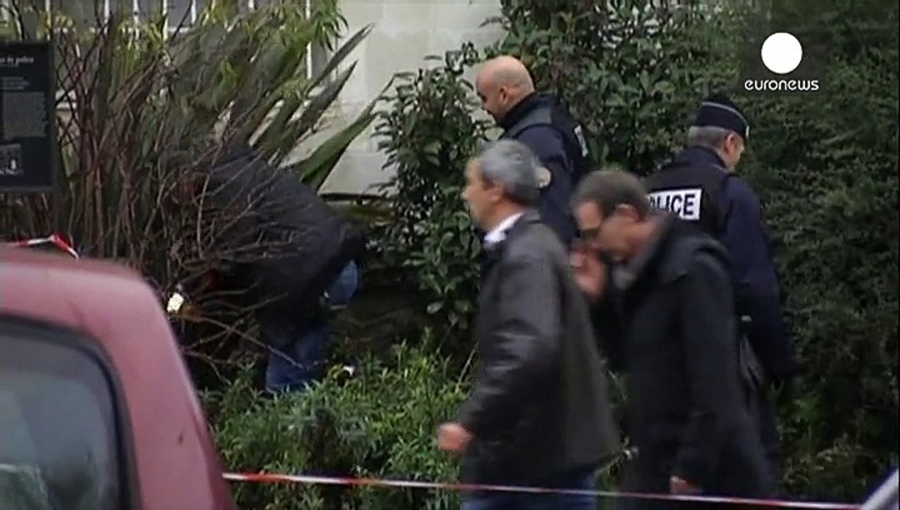 Frankreich: Mutmaßlicher Islamist geht mit Messer auf Polizeiwache los