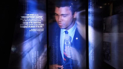 Muhammad Ali in hospital with pneumonia