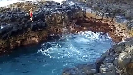 burada yüzmek cesaret ister