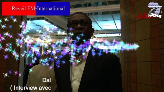YOUSSOU NDOUR INTERVIEW AVEC FREDDY MULONGO ET ROGER BONGOS A DAKAR
