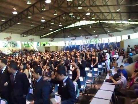 Tradicional como alumnos , Graduación Servicios Turísticos Promoción 2014.