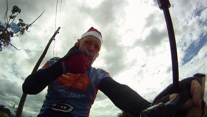 Pedal Solidário, Academia Cunzolo, Taubike, Taubaté, Tremembé, SP, Brasil, Papai Noel, Amigos, Trilha solidária, Várzea, Jardim Maracaibo (51)