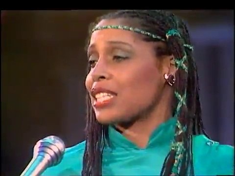 Sharon Brown I Specialize In Love 1982 (VIDEO)