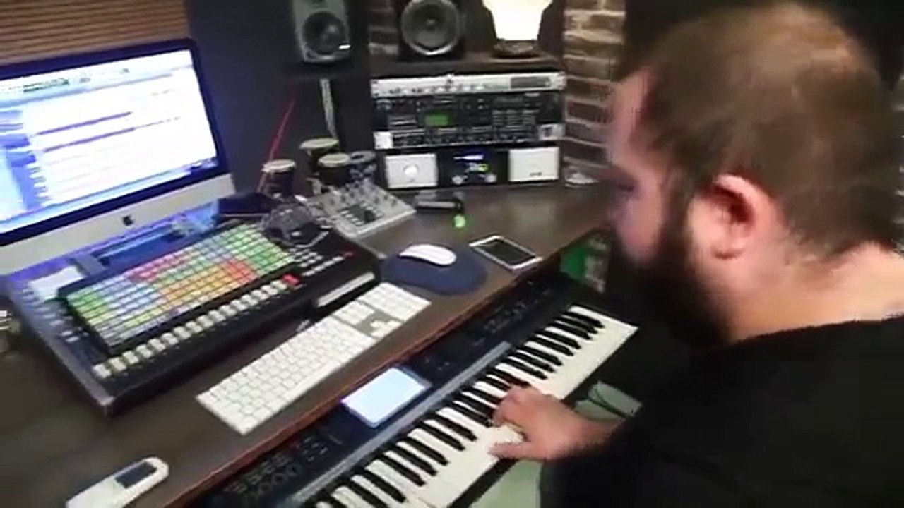 Mustafa TAŞ&Veli Erdem Karakülah&Seven Çekip Gitmez ki 2015 HD Video Klip