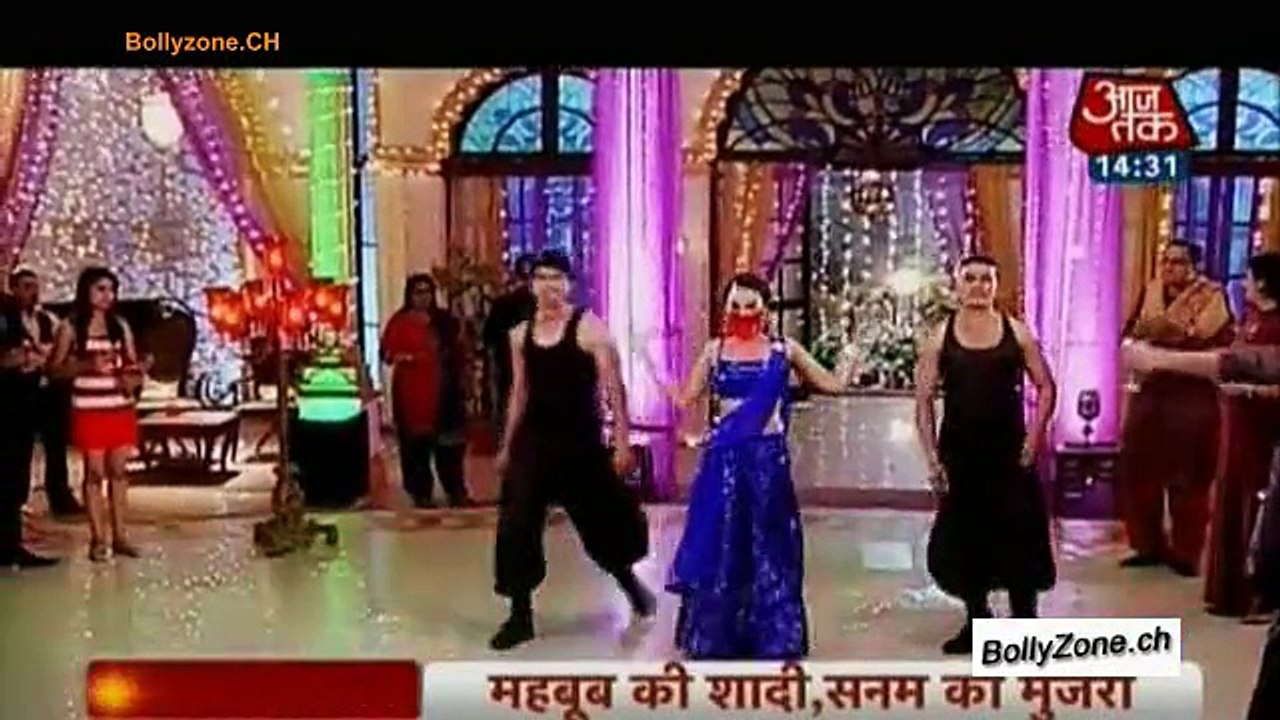 Mehboob Ki Shaadi Mein Sanam Ka Mujra!! - Qubool Hai - 22nd Dec 2014