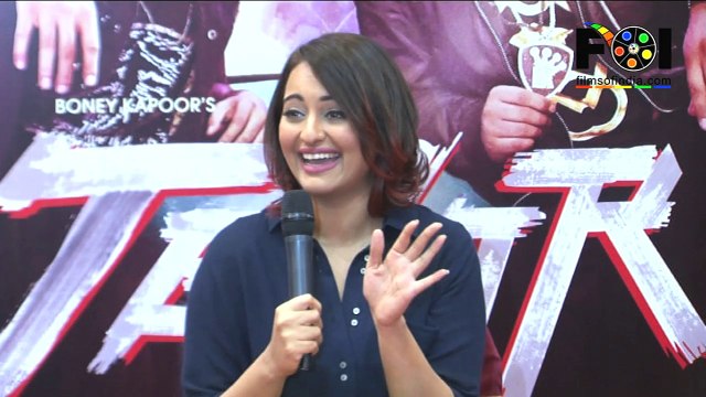 Sonakshi Sinha Promoting 'Tevar'