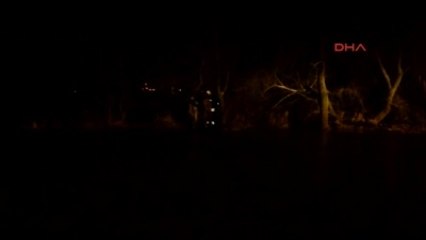 Edirne Aracı Nehre Sürüklendi, Sürücüyü Afad Kurtardı