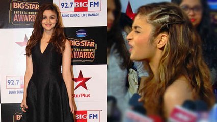 Alia Bhatt Abuses A Repoter At  Big Star Entertainment Award 2014