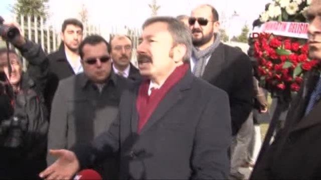 Aym Önünde Basın Açıklaması Yapmak İsteyen İdris Bal'a Polis Müdahalesi -2