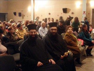 Φωτογραφίες από εκδήλωση των νέων του Ιερού Ναού Τιμίου Σταυρού 20-12-2014