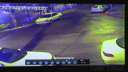 Sultangazi'de Hoca Ahmet Yesevi Taksi Durağına Saldırı