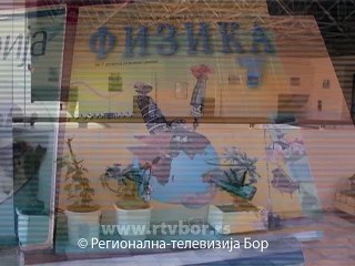 U borskim školama štrajk bez radikalnih mera, 22. decembar 2014. (RTV Bor)