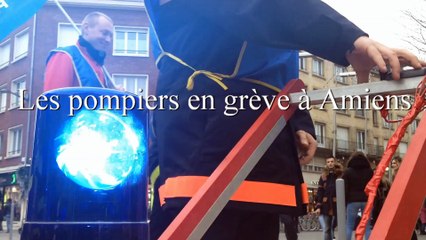 Les pompiers manifestent à Amiens
