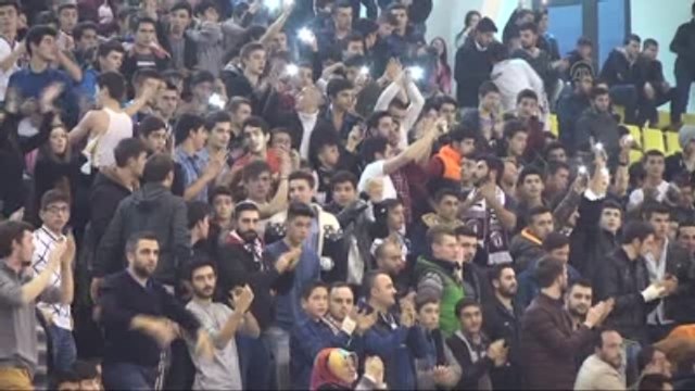 İnegöl Belediyesor Antrenörü Aksoy: Fenerbahçe Karşısında Kötü Bir Performans Sergiledik