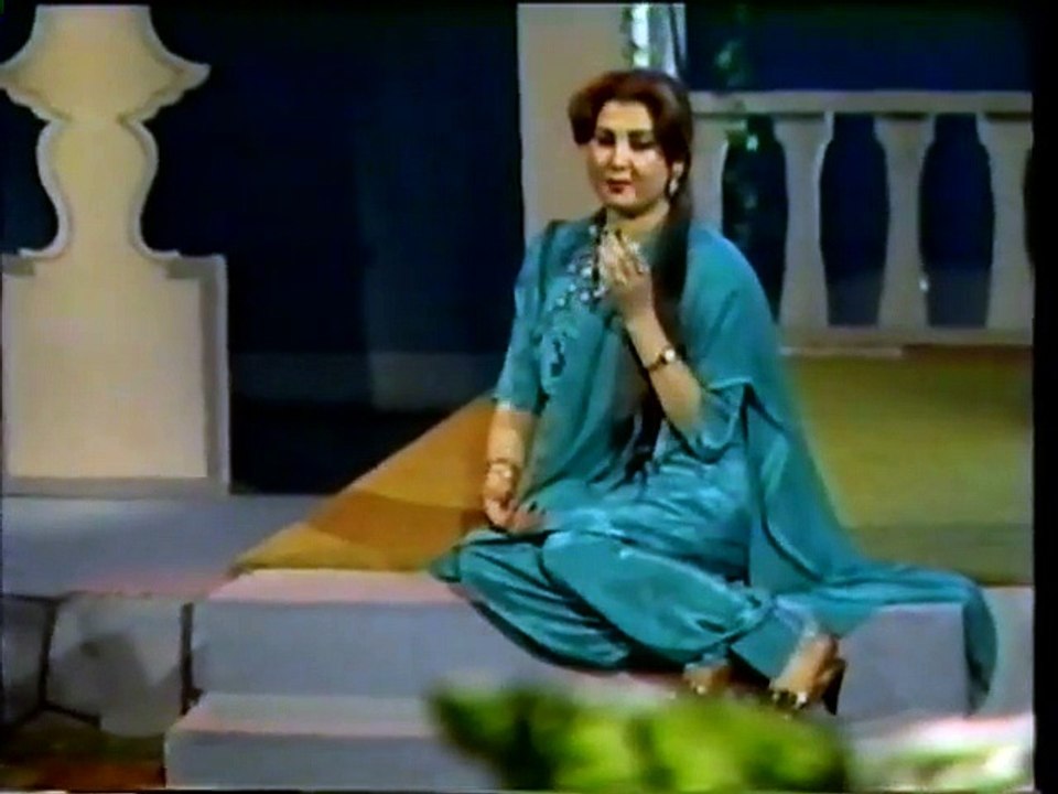 pashto ghazal by mehjabeen qazalbash,che deda sathrgo