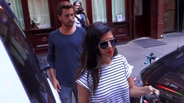 Kourtney Announces Birth of Reign Aston