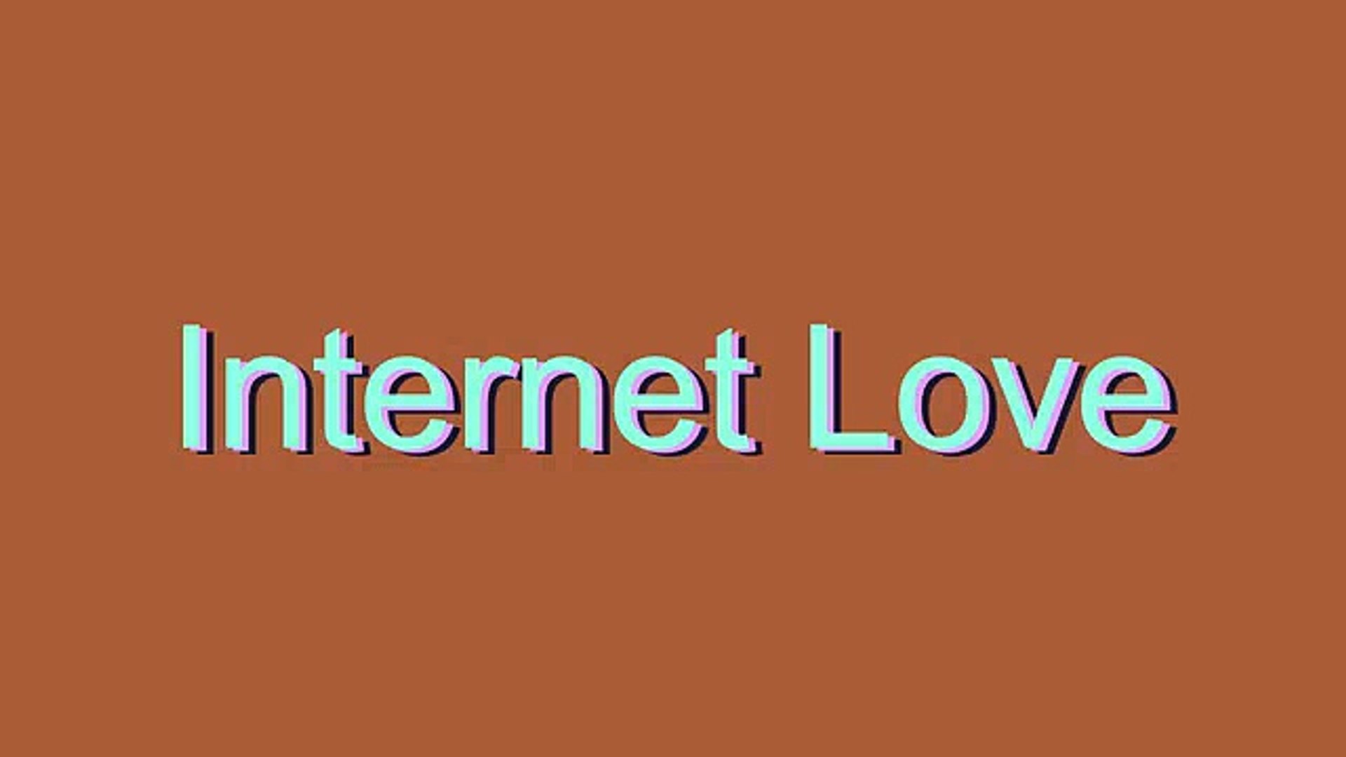 ⁣How to Pronounce Internet Love