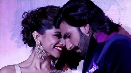 Ranveer Singh PROPOSE Deepika Padukone In Public - ‘I Love You’ | 22th Dec 2014