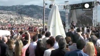 Cristiano Ronaldonun heykeli dikildi