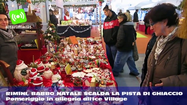 Rimini Babbo Natale scalda la pista di ghiaccio dell'Ice Village