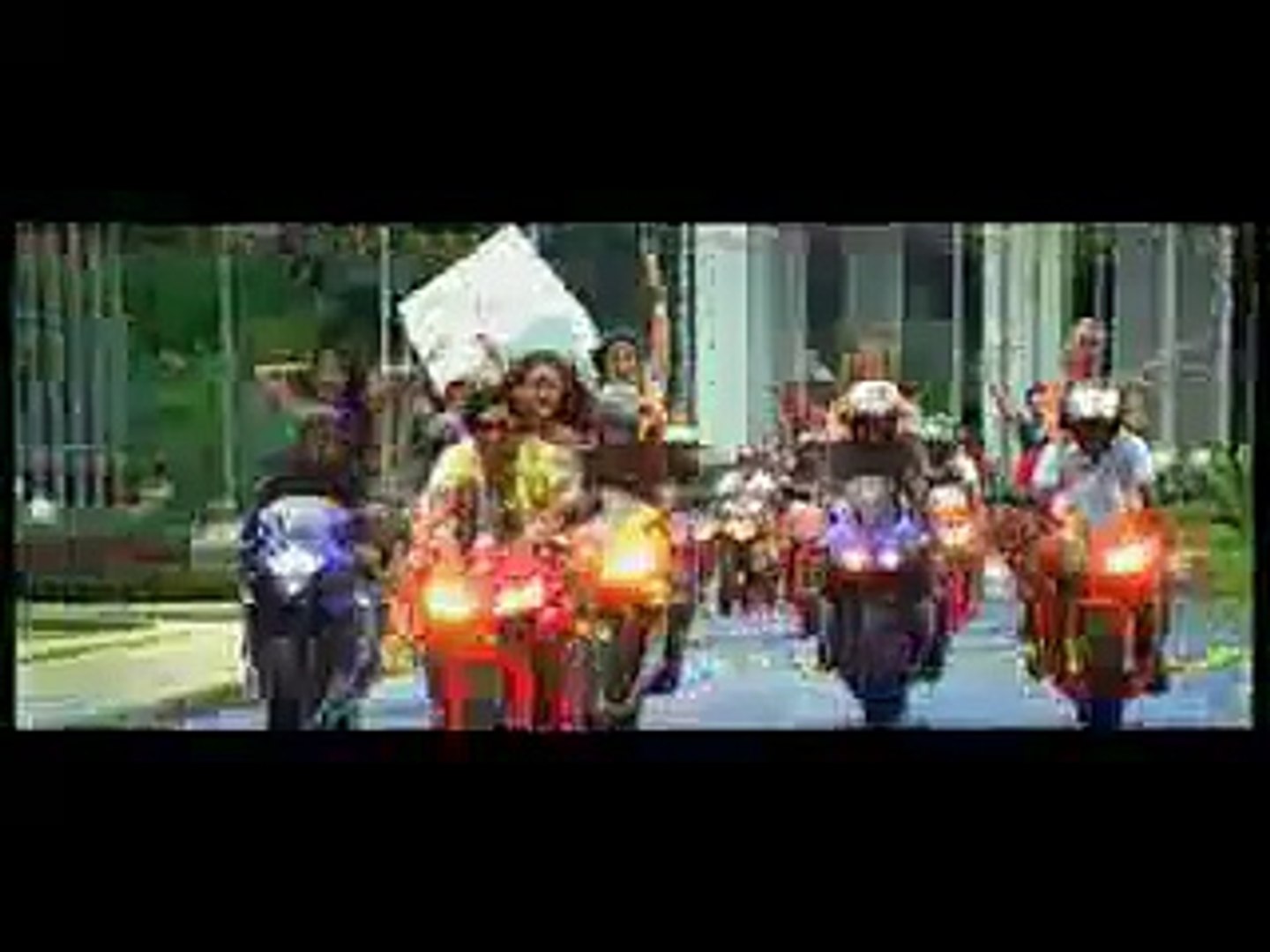 Golmaal Returns New Hindi Movie Trailer