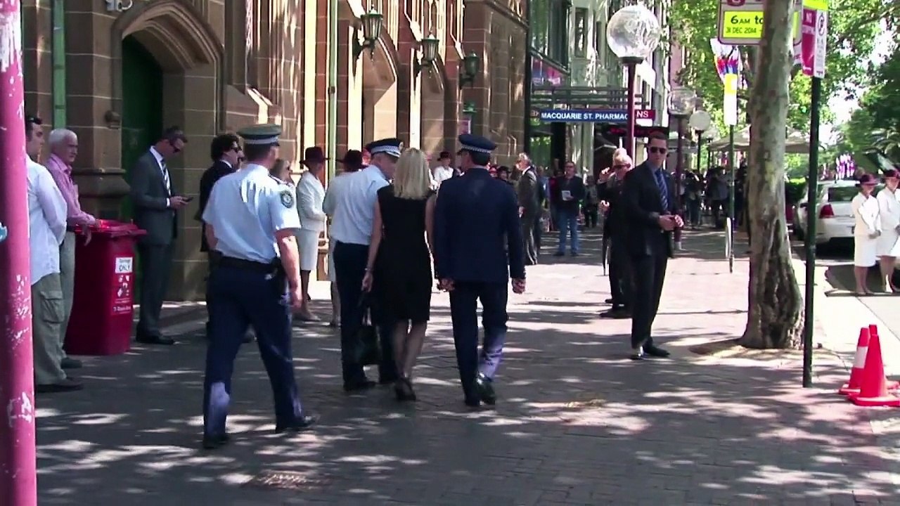 Sydney gedenkt der Opfer der Geiselnahme in einem Café