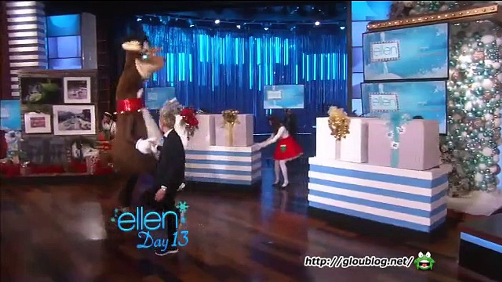Ellen Monologue & Day 13 Of 12 Days Of Giveaways Dec 22 2014 - Vidéo  Dailymotion