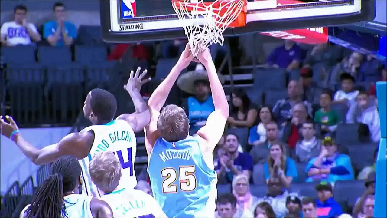 Timofey Mozgov en sang après un coup de coude