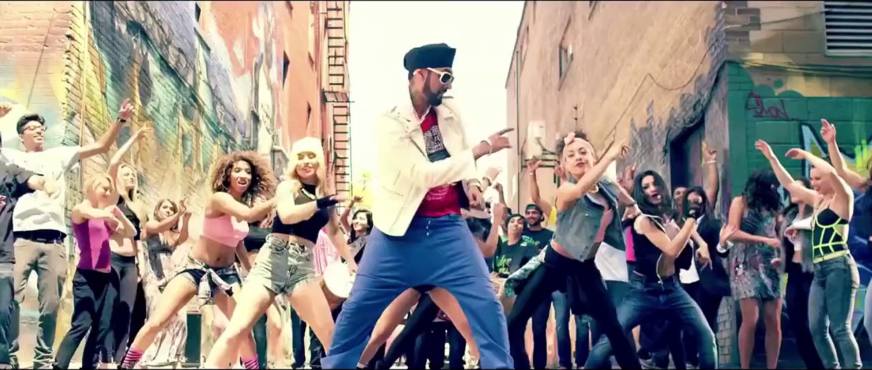 Party Like A Punjabi - Gippy Grewal Feat.Manj Musik - Jus Reign - Raftaar - Full Music Video