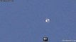 UFO OVNI Plativolo Platillo Objeto Volador No Identificado Artefacto Color Plateado Flotando Sobre Un Rancho En Mexico Dic 2014