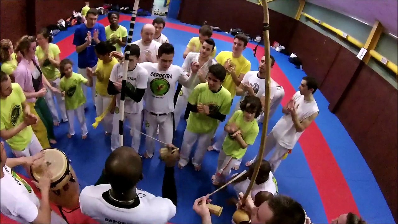 Capoeira Senzala Corbeil - Ronde de fin d'année - partie 2