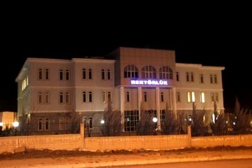 Üniversitedeki Eyleme Polis Müdahalesi