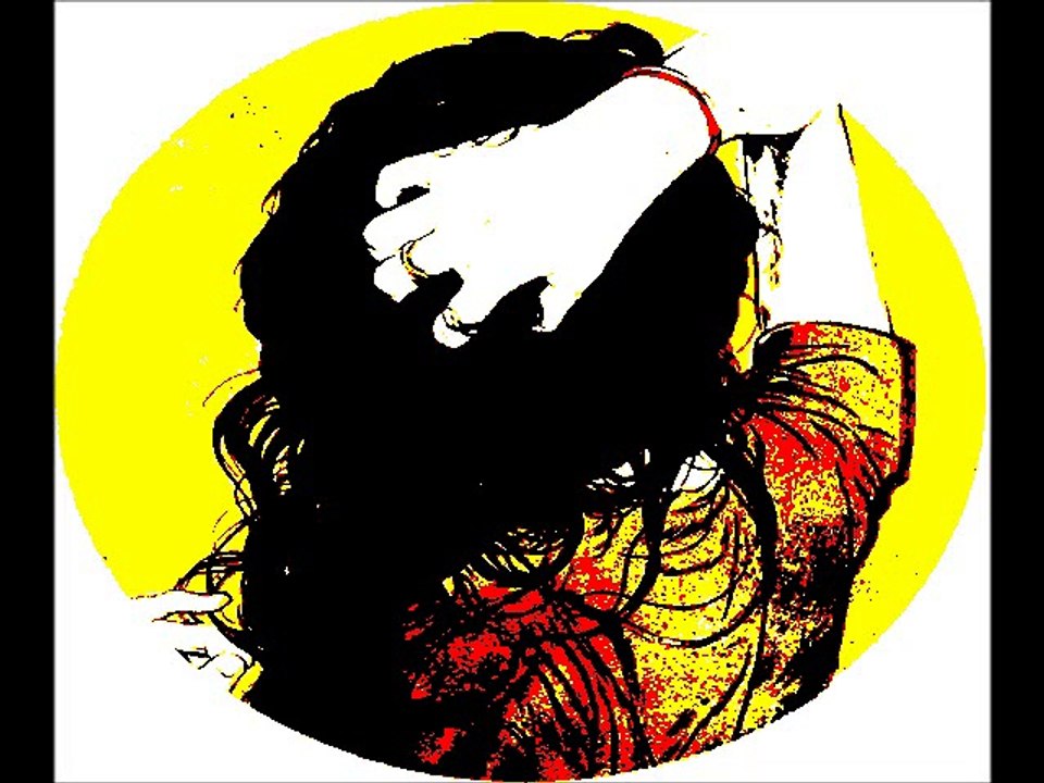 Zola Jesus - Run Me Out